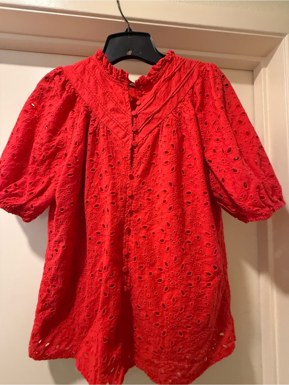 Women's Red Eyelet Puff-Sleeve Blouse with Ruffled Collar